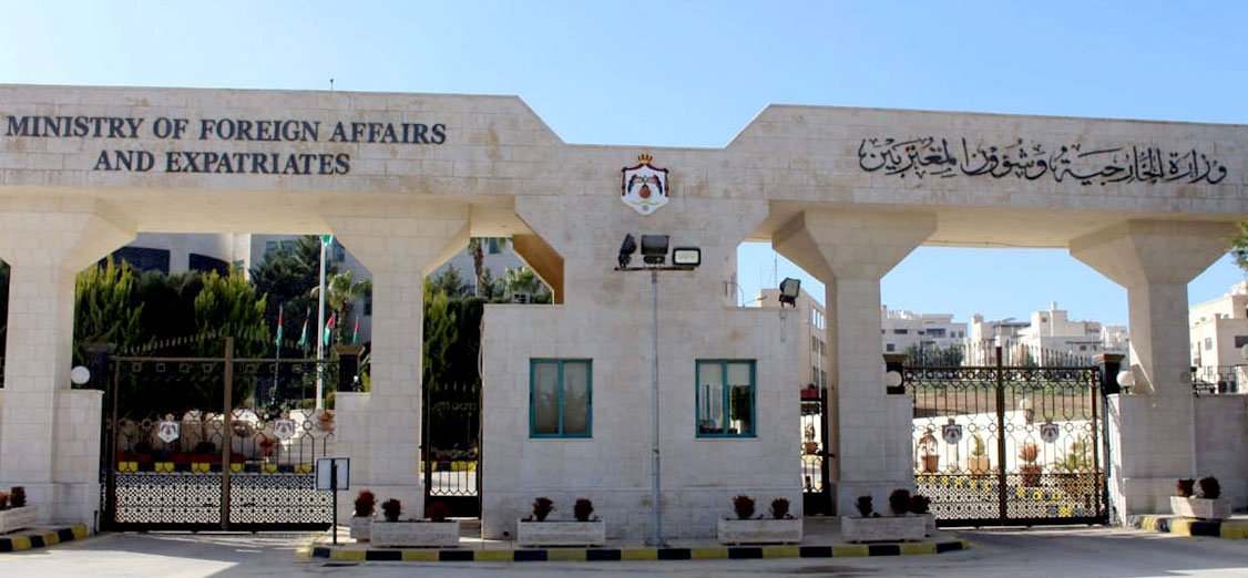 الخارجية تعزي بارتقاء عدد من عناصر الجيش اللبناني