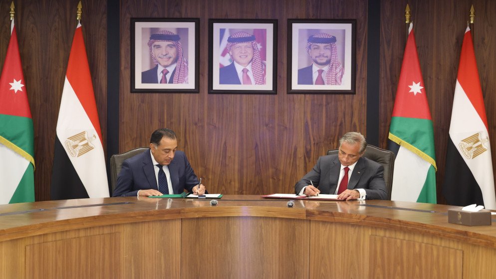 الأردن ومصر يوقعان 9 اتفاقيات في عدة مجالات اقتصادية من ضمنها الربط الكهربائي