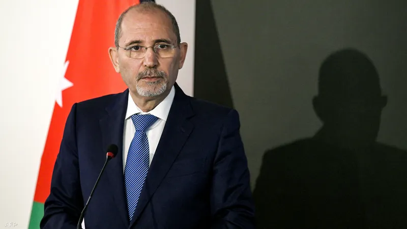 أيمن الصفدي: رحلة دبلوماسية نحو تعزيز مكانة الأردن دوليًا