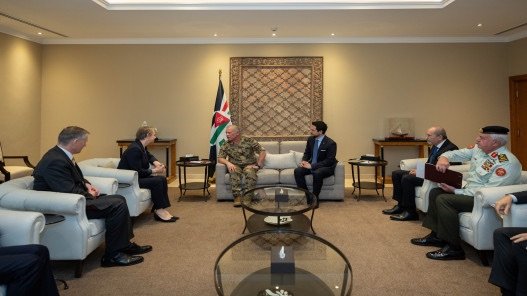 الملك يؤكد أهمية جهود بريطانيا لاستعادة التهدئة وتحقيق السلام بالمنطقة