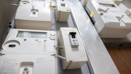 “شركات الكهرباء” ترد على النائب القباعي وتنفي إقرارها بتقسيم الفاقد على المشتركين