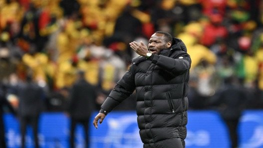 مدرب السنغال يفسر فوضى نهائي كأس الأمم قبل عقوبة محتملة