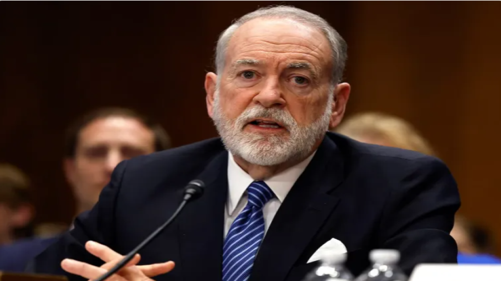 “بوليتيكو “: مسؤولون أميركيون أجروا اتصالات مع دول عربية لتهدئة مخاوفها بعد تصريحات هاكابي