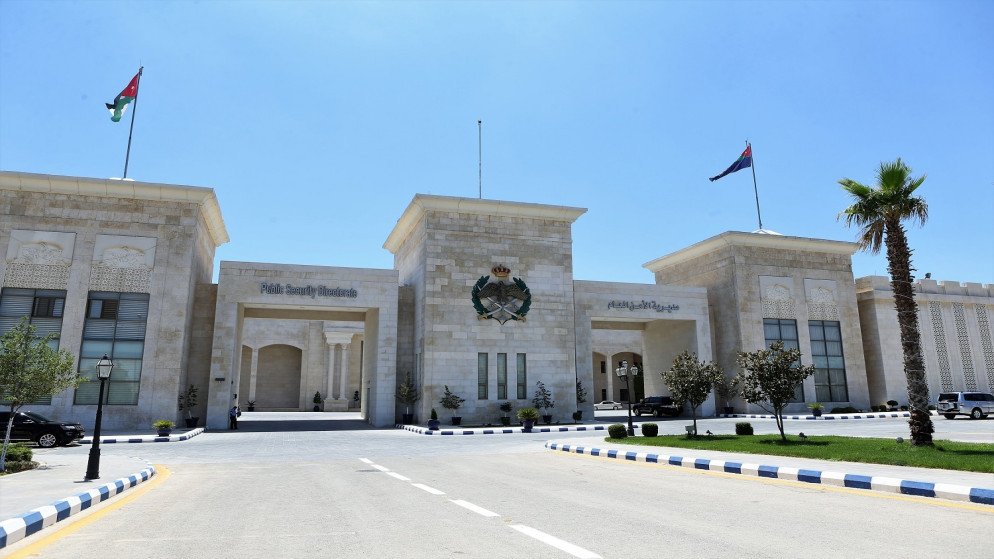 الأمن العام: 12 بلاغًا لسقوط شظايا نتج عنها أضرار مادية دون أي إصابات