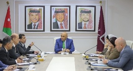 “الصحة النيابية “تؤكد أهمية دور مؤسسة الغذاء والدواء في حماية صحة المواطنين