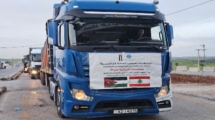 الأردن يرسل قافلة مساعدات جديدة إلى لبنان
